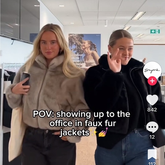 NWT Rebecca Minkoff Faux Fur Crop Jacket size large taupe color - Picture 7 of 7